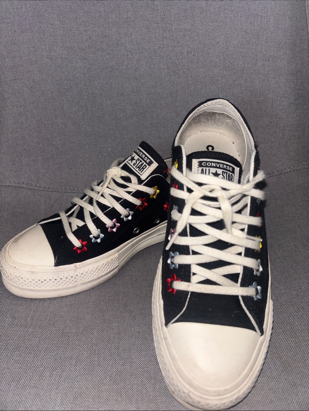 Converse Chuck Taylor All Star Lift Low Daisy Embroidery Black Size 6.5